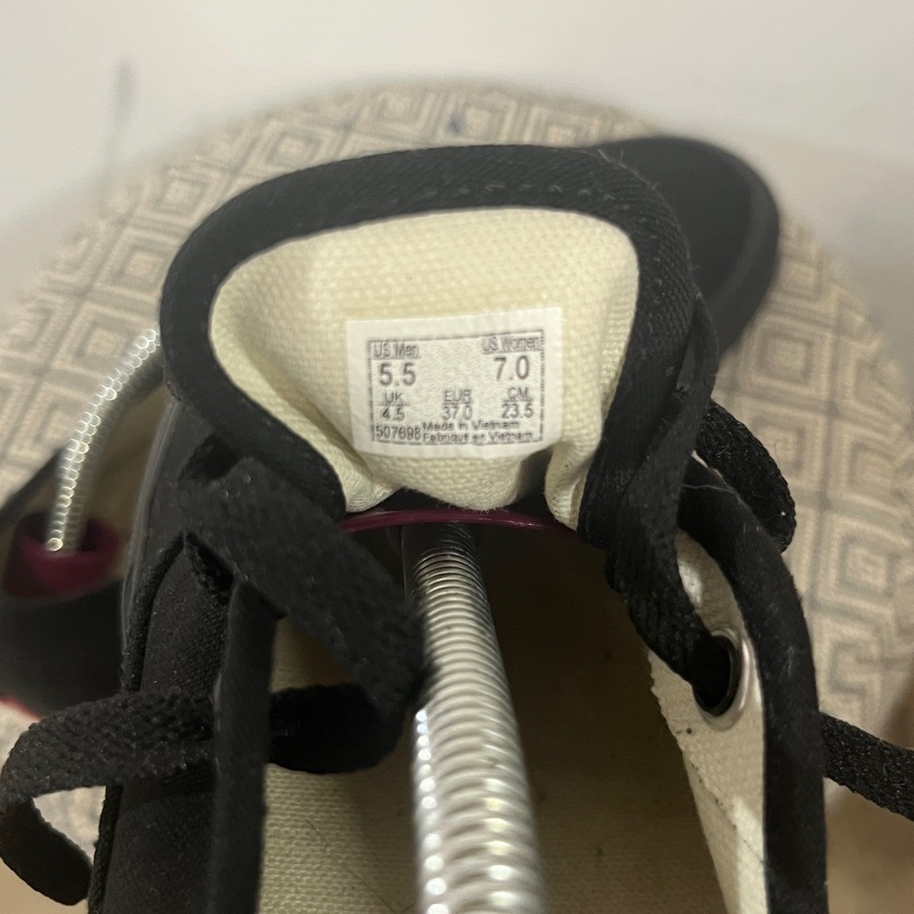 Vans Men's Classic Black Lace Up Sneakers - Picture 6 of 6